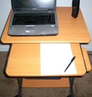 25806 24 inch computer writing desk